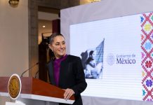 Claudia Sheinbaum Pardo, President of Mexico, led her daily morning press conference, accompanied by Ernestina Godoy Ramos, Legal Advisor to the Federal Executive; Arturo Zaldívar Lelo de Larrea, General Coordinator of Politics and Government; and Miguel Elorza Vázquez, Coordinator of Infodemia.