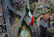 Mexican flag at San Jerónimo