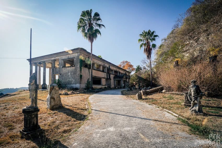 View of the Parthenon's façade in Zihuatanejo