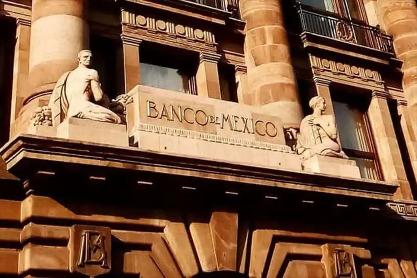 Bank of Mexico facade